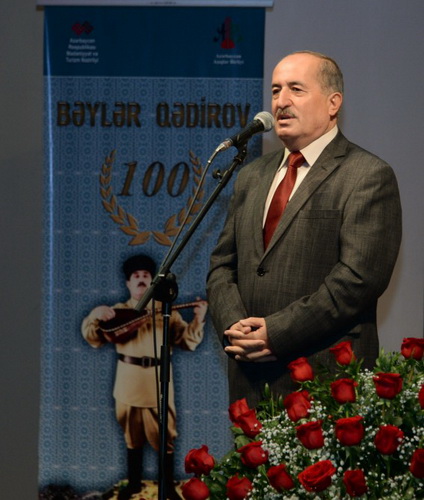 Ustad aşıq Bəylər Qədirovun 100 illik yubileyi keçirildi